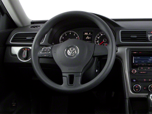 2013 Volkswagen Passat 2.5 SE