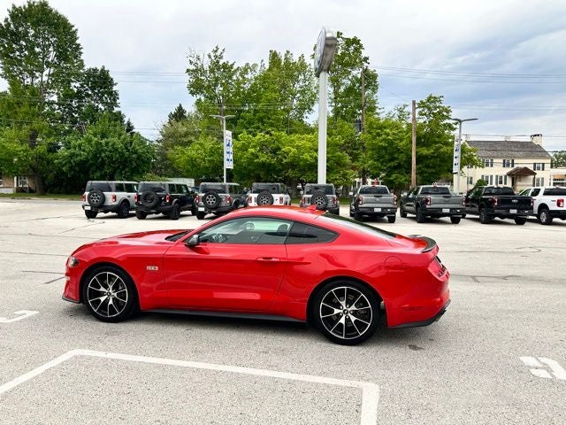 2021 Ford Mustang EcoBoost