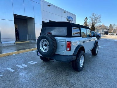 2022 Ford Bronco Base