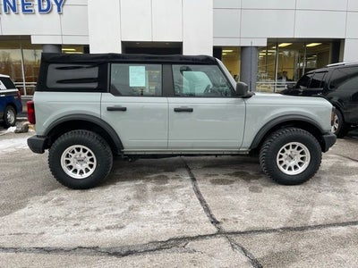 2022 Ford Bronco Base