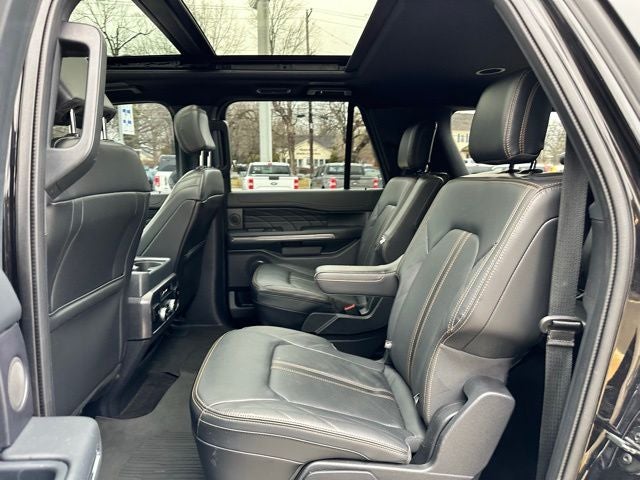 2022 Ford Expedition Max Platinum