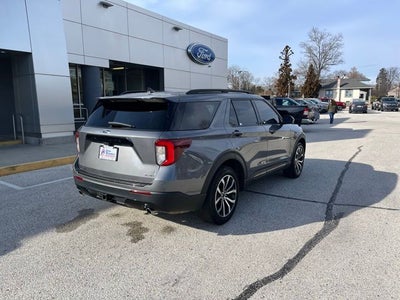 2022 Ford Explorer ST-Line