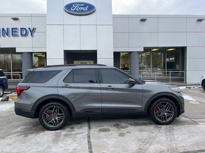 2025 Ford Explorer ST