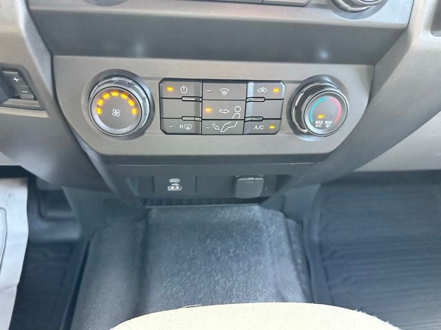 2022 Ford Super Duty F-350 SRW XL