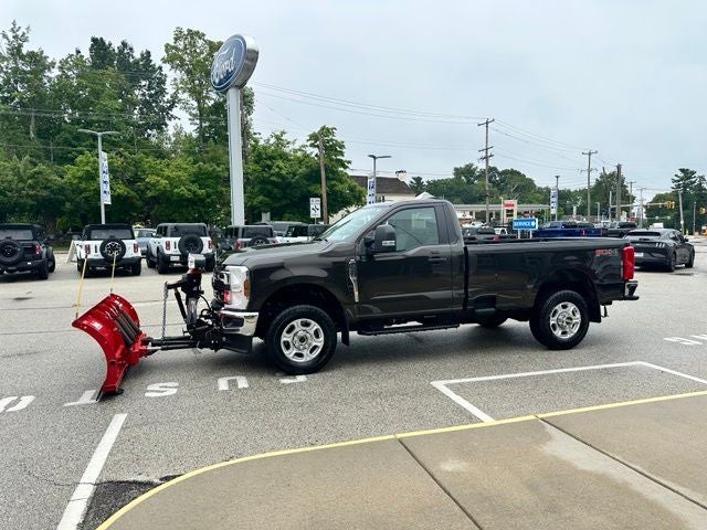 2025 Ford Super Duty F-350 SRW XLT