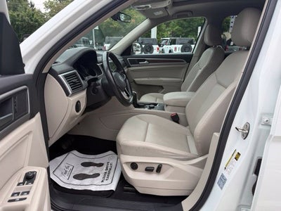 2021 Volkswagen Atlas 3.6L V6 SE w/Technology
