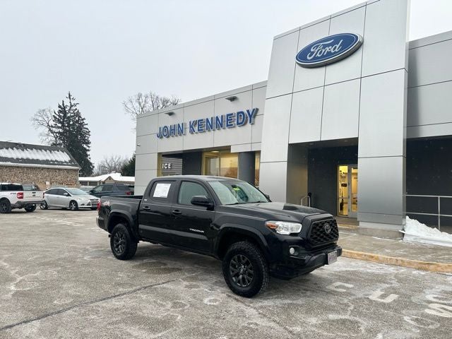 2022 Toyota Tacoma 4WD SR
