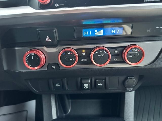 2022 Toyota Tacoma 4WD SR