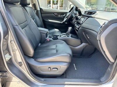 2020 Nissan Rogue SL