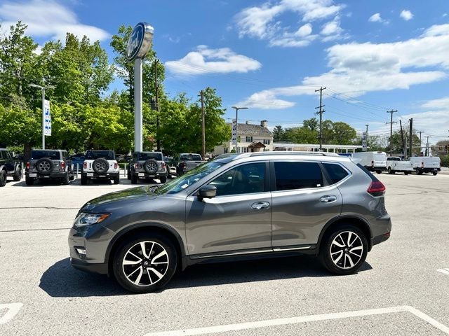2020 Nissan Rogue SL