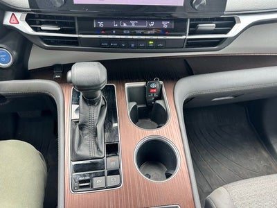 2021 Toyota Sienna LE