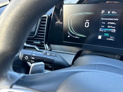 2023 Kia Sportage Hybrid LX