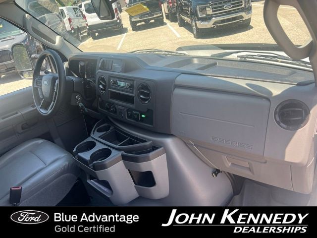 2025 Ford E-350SD Base Cutaway