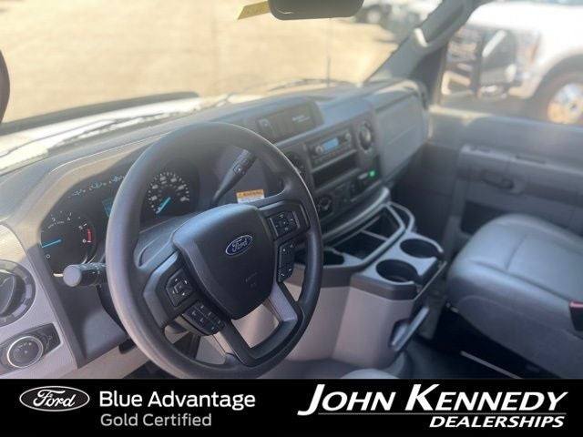 2025 Ford E-350SD Base Cutaway