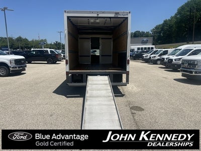 2025 Ford E-350SD Base Cutaway