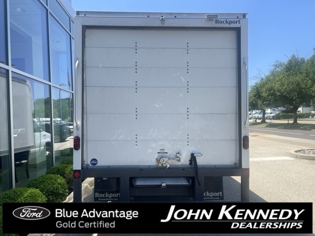 2025 Ford E-350SD Base Cutaway