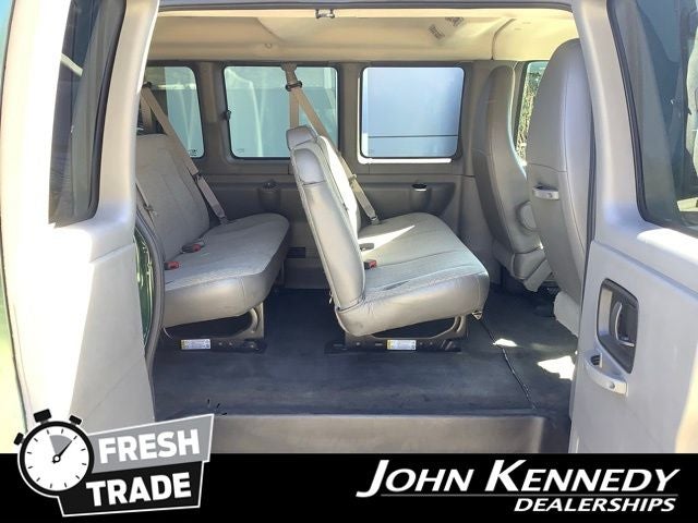 2014 Chevrolet Express 3500 LT Passenger