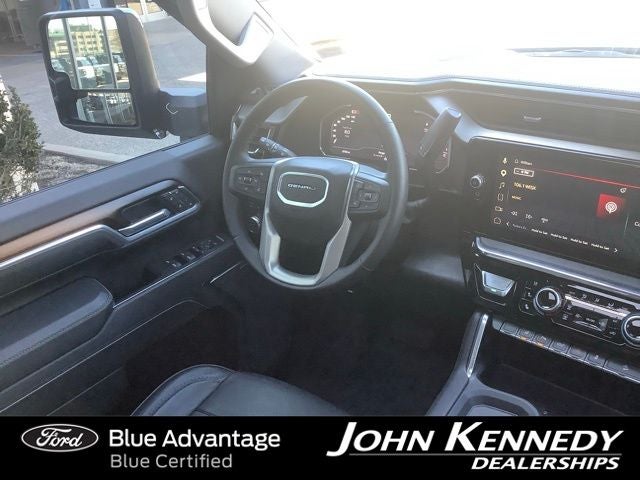 2025 GMC Sierra 2500HD Denali