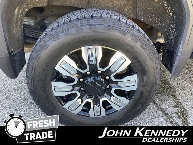 2025 GMC Sierra 2500HD Denali