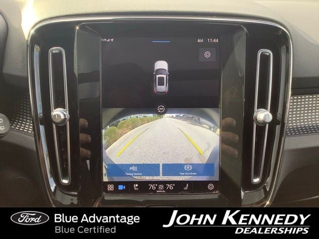 2021 Volvo XC40 Recharge Pure Electric P8