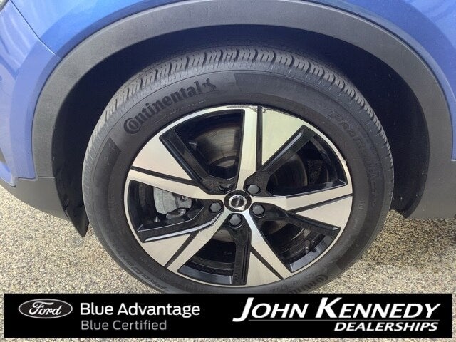 2021 Volvo XC40 Recharge Pure Electric P8