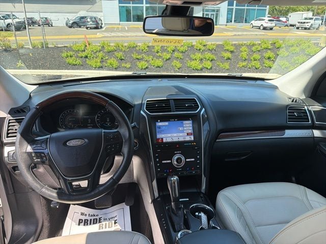 2019 Ford Explorer Platinum