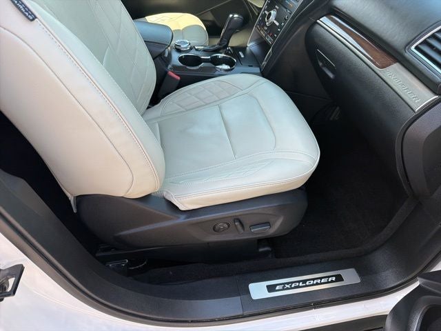 2019 Ford Explorer Platinum