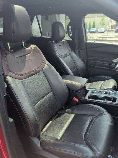 2023 Ford Explorer Platinum