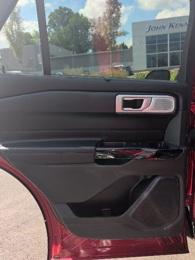 2023 Ford Explorer Platinum