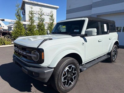 2023 Ford Bronco Outer Banks
