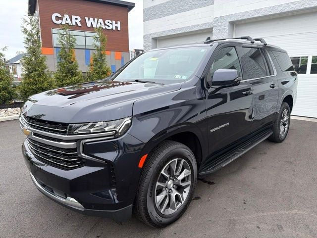 2023 Chevrolet Suburban LT