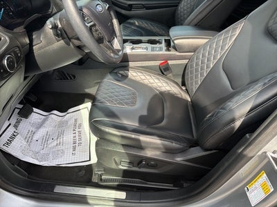 2024 Ford Edge Titanium