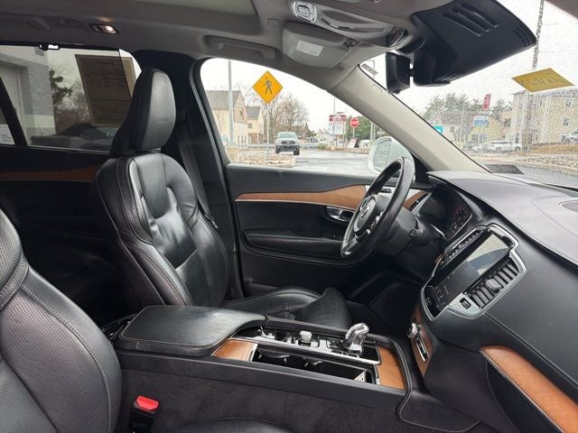 2019 Volvo XC90 Hybrid T8 Inscription