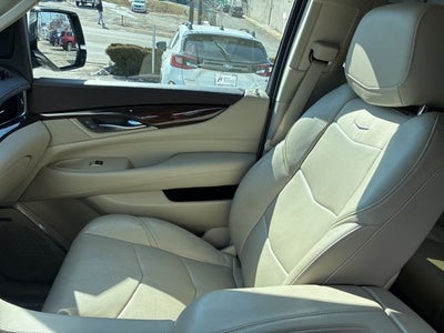 2017 Cadillac Escalade ESV Luxury