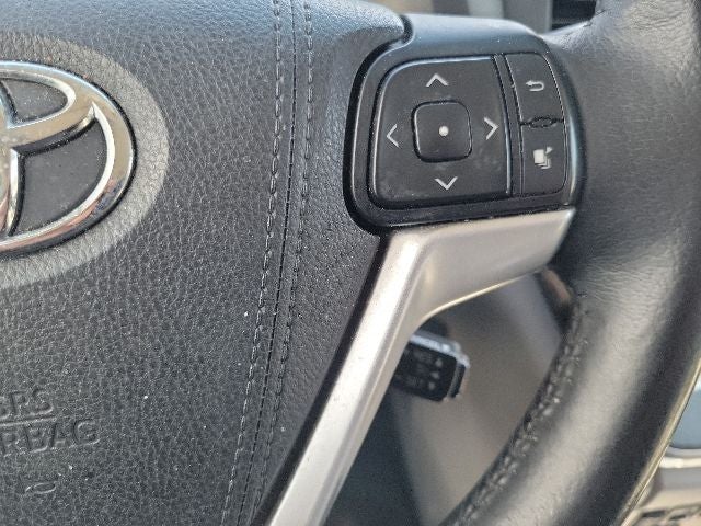 2017 Toyota Sienna XLE Premium 7 Passenger