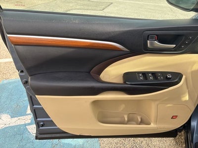 2017 Toyota Highlander Limited