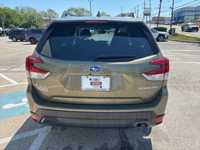 2023 Subaru Forester Premium