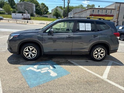 2023 Subaru Forester Premium