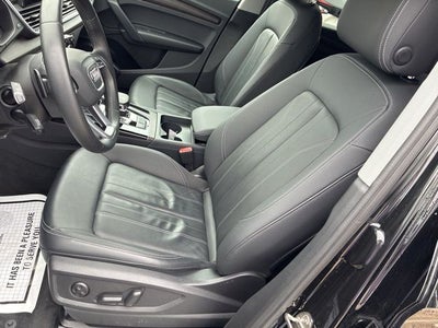 2023 Audi Q5 40 Premium quattro