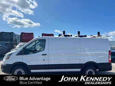2022 Ford Transit-250 Base