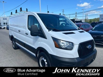 2022 Ford Transit-250 Base