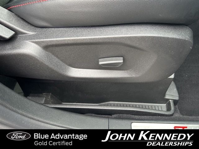 2022 Ford Edge ST Line