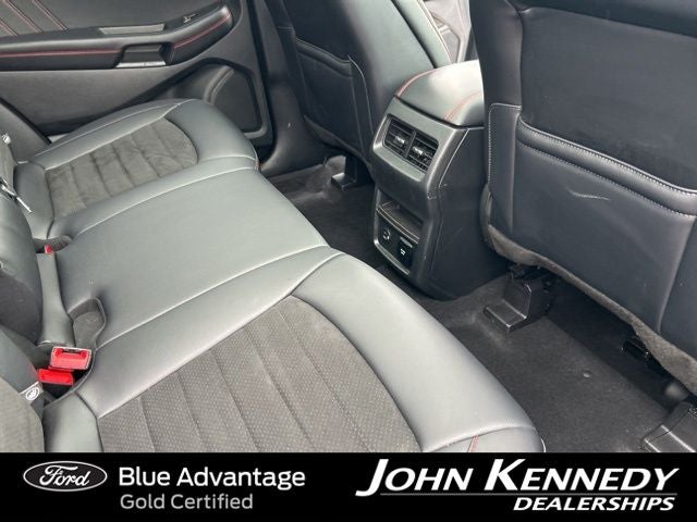 2022 Ford Edge ST Line