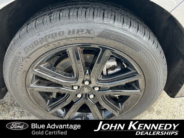 2022 Ford Edge ST Line