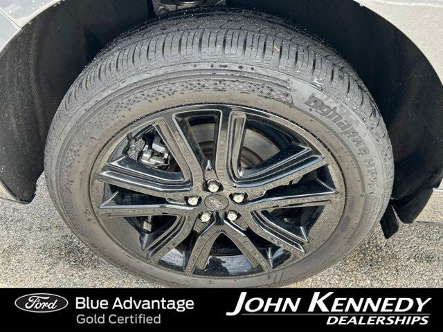 2022 Ford Edge ST Line