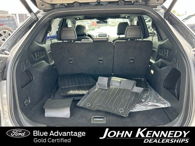 2022 Ford Edge ST Line