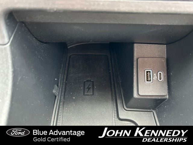 2022 Ford Edge ST Line