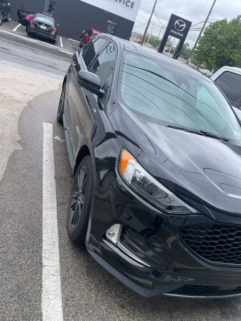 2023 Ford Edge ST Line