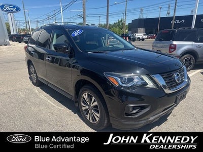 2017 Nissan Pathfinder SL