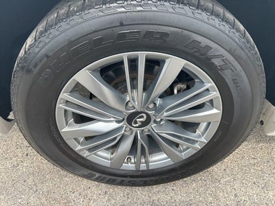 2022 INFINITI QX80 LUXE